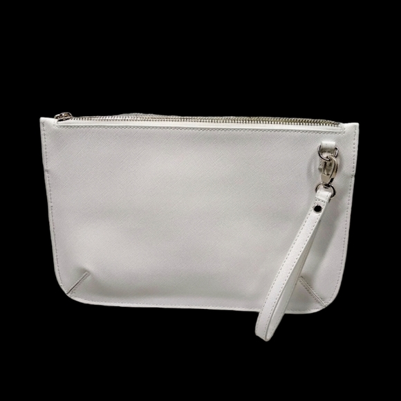 White House Black Market Vegan Lthr White Floral Zip Multi-Pocket Wristlet NWOT - Picture 2 of 10